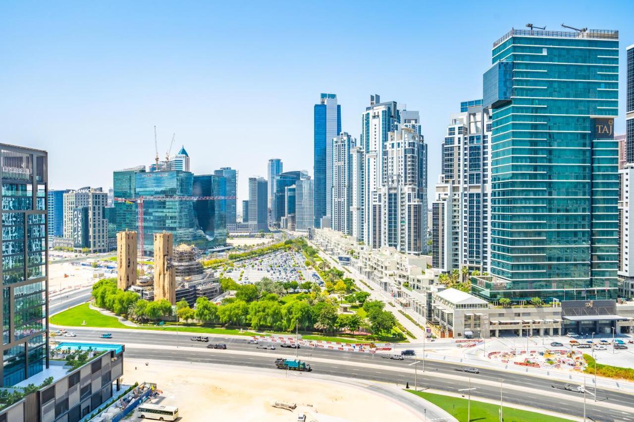 Incredible Views From This Classy Apt With Terrace Dubai Exterior photo